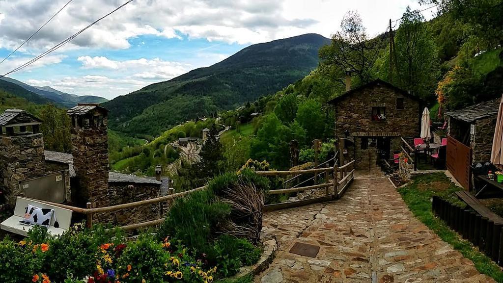 Masia Can Constans Queralbs  Exterior foto