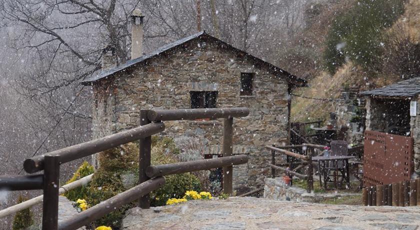 Masia Can Constans Queralbs  Exterior foto